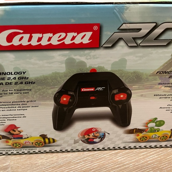 New in box by Carrera Mario Kart Bumble V RC Mario and Yoshi set ready to run! - Picture 12 of 12